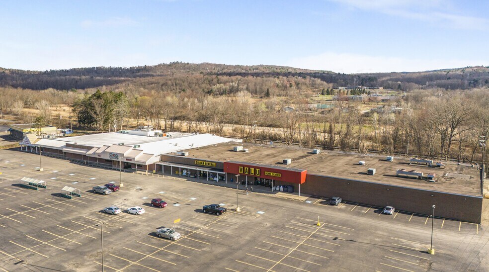 1135-1149 State Route 17C, Owego, NY à vendre - Photo de l’immeuble – Image 1 sur 5