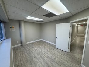 5701 NW 88th Ave, Tamarac, FL à louer Photo intérieure– Image 1 sur 37