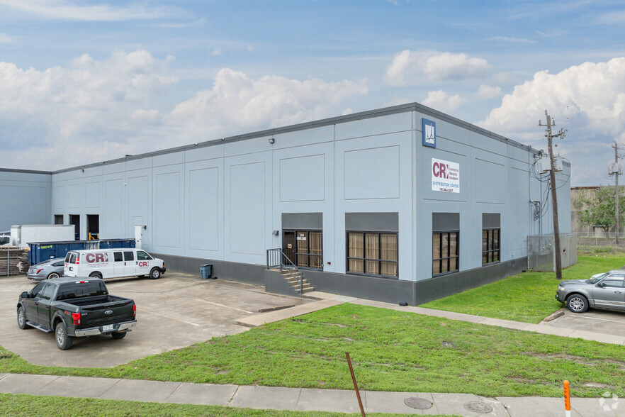 7100-7116 Cavalcade St, Houston, TX à louer - Photo principale – Image 1 sur 5