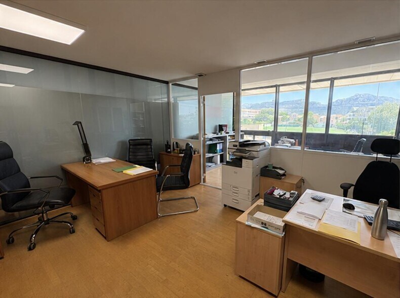 Bureau dans Marseille à louer - Photo intérieure – Image 1 sur 5