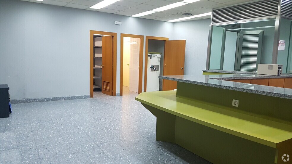 Bureaux/Local commercial dans Los Santos de la Humosa, Madrid à louer - Photo intérieure – Image 1 sur 1