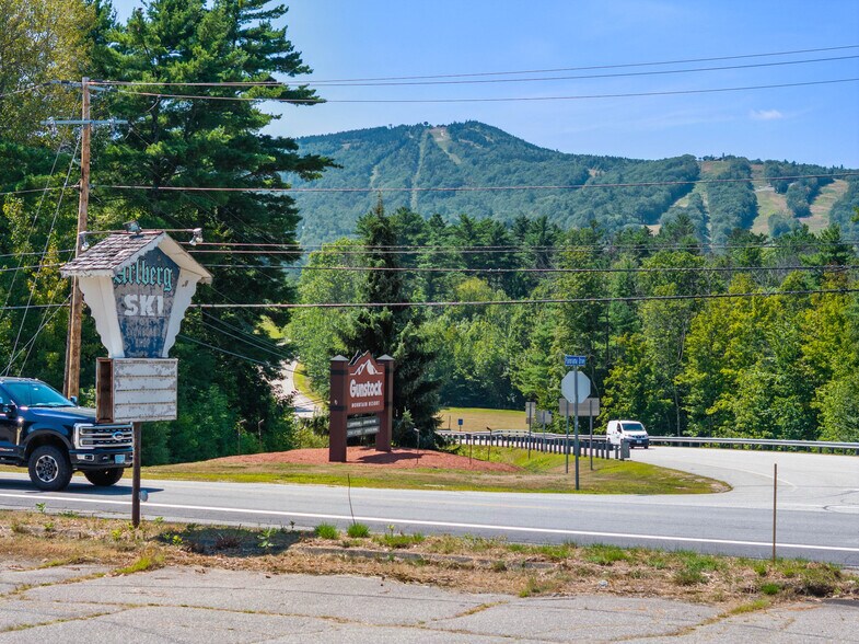 700-720 Cherry Valley Road, Gilford, NH à vendre - Photo de l’immeuble – Image 2 sur 27