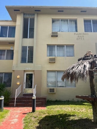 Plus de détails pour 2436 Flamingo Dr, Miami Beach, FL - Logement à vendre