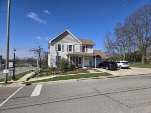 Plus de détails pour 101 N Lewis St, Saline, MI - Bureau à vendre