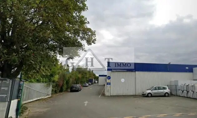 Industriel/Logistique dans Gonesse à louer - Photo de l’immeuble – Image 1 sur 3