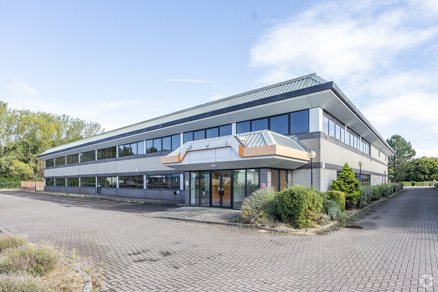 4 Pagoda Park, Swindon à louer - Photo principale – Image 3 sur 4