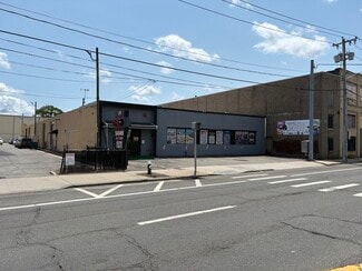 Plus de détails pour 299 Peninsula Blvd, Hempstead, NY - Industriel/Logistique à louer
