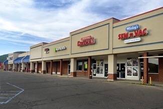 Plus de détails pour 94 Victory Hwy, Corning, NY - Local commercial à louer