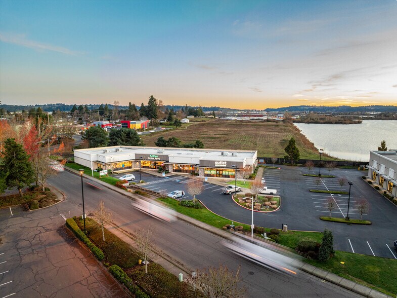 3950 SE Hagers Grove Rd, Salem, OR à louer - Photo de l’immeuble – Image 3 sur 6