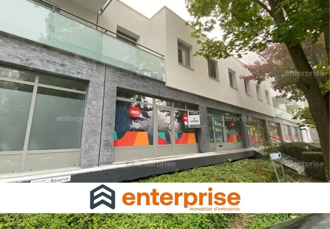 Plus de détails pour Bureau à louer