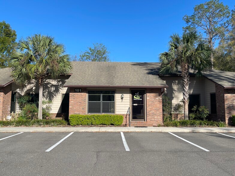 101 SW 140 Ter, Newberry, FL à louer - Photo de l’immeuble – Image 2 sur 16