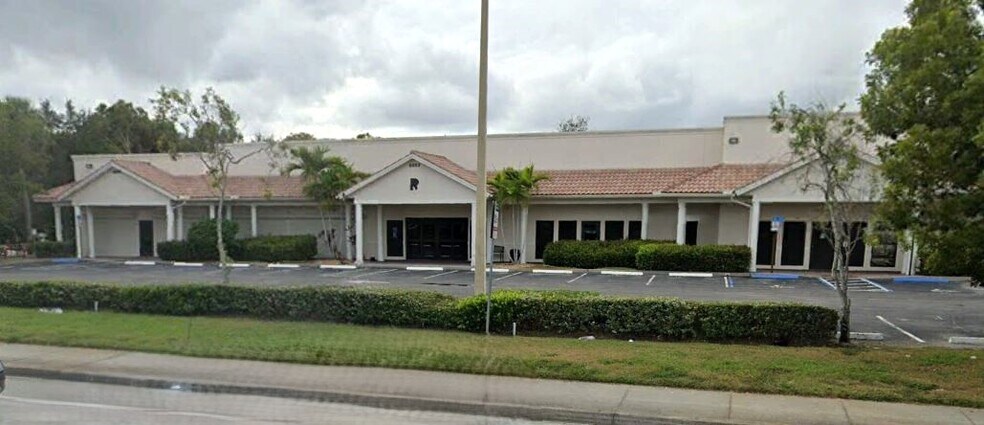 6641 US Hwy 1, Port Saint Lucie, FL à louer - Photo principale – Image 1 sur 3