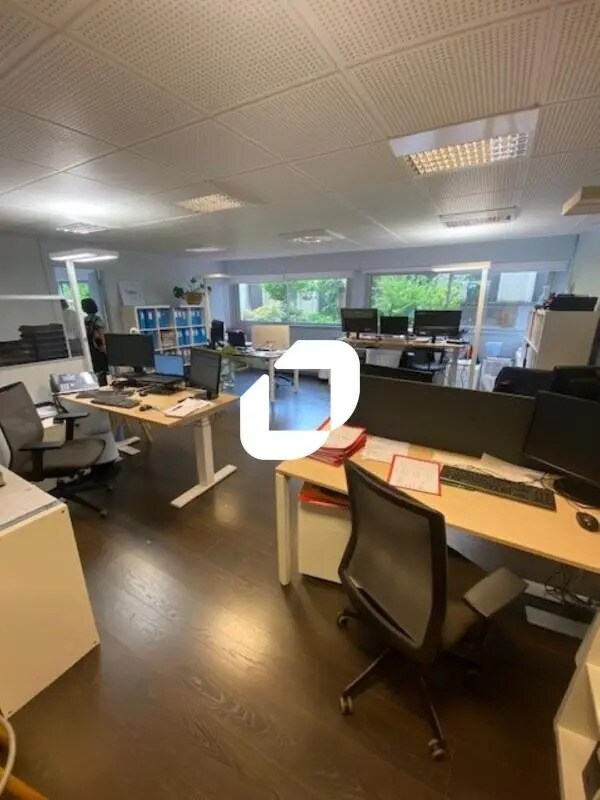 Bureau dans Paris à louer Photo de l’immeuble– Image 1 sur 8