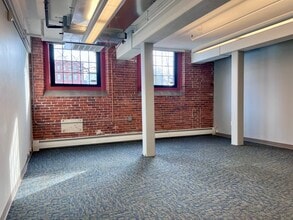 235 Promenade St, Providence, RI à louer Photo intérieure– Image 1 sur 3