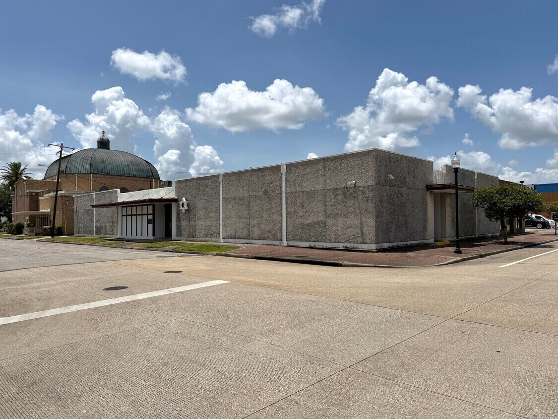 400 Forrest St, Beaumont, TX à louer Photo de l’immeuble– Image 1 sur 2