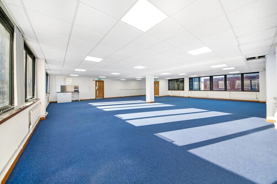 Ringway, Preston à louer - Photo de l’immeuble – Image 3 sur 17