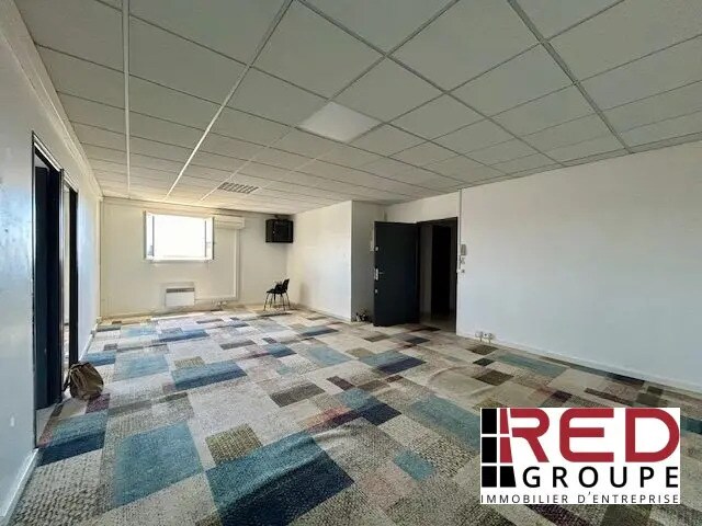 Bureau dans Éguilles à louer - Photo de l’immeuble – Image 3 sur 8