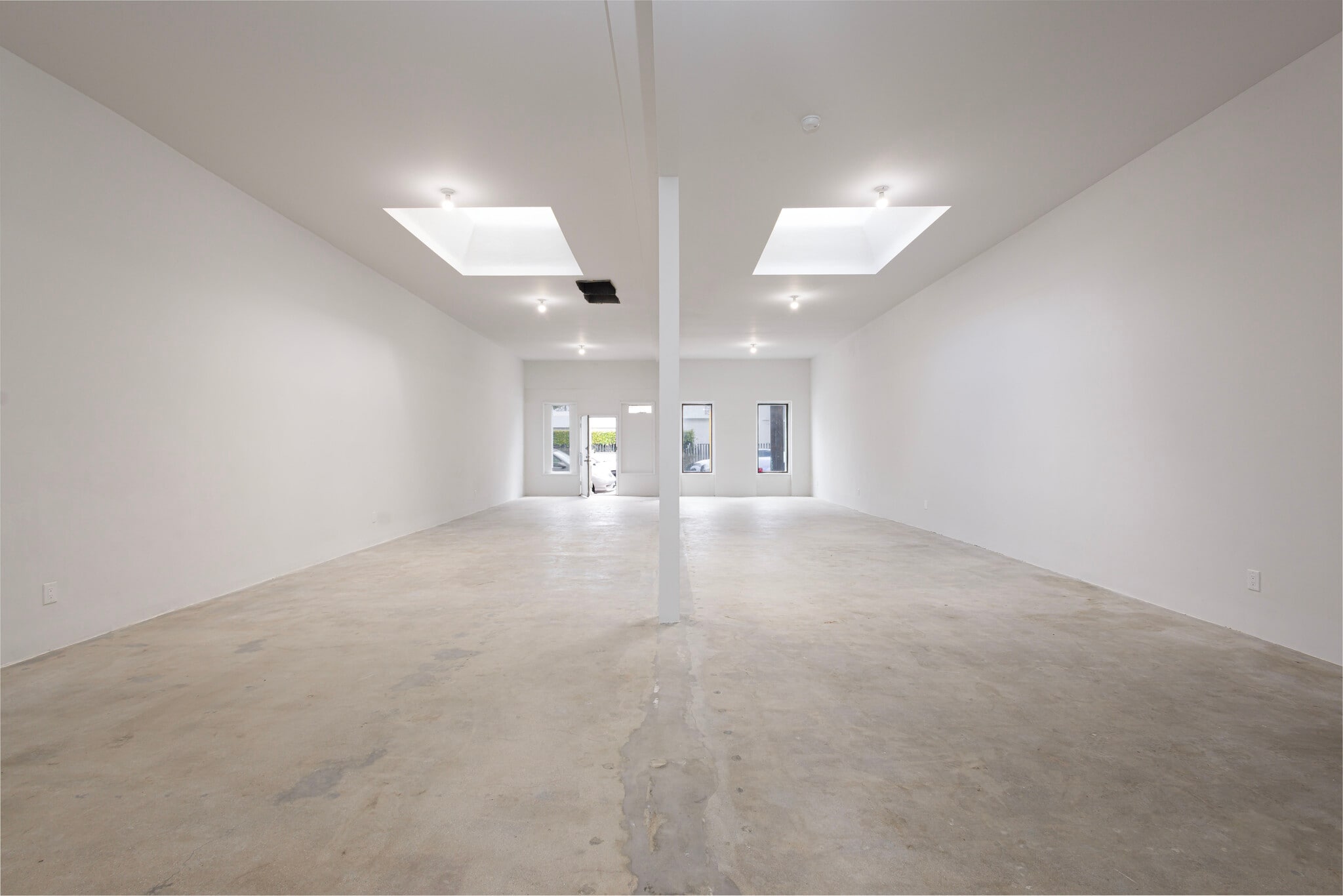 1157 S Robertson Blvd, Los Angeles, CA à louer Photo intérieure– Image 1 sur 28