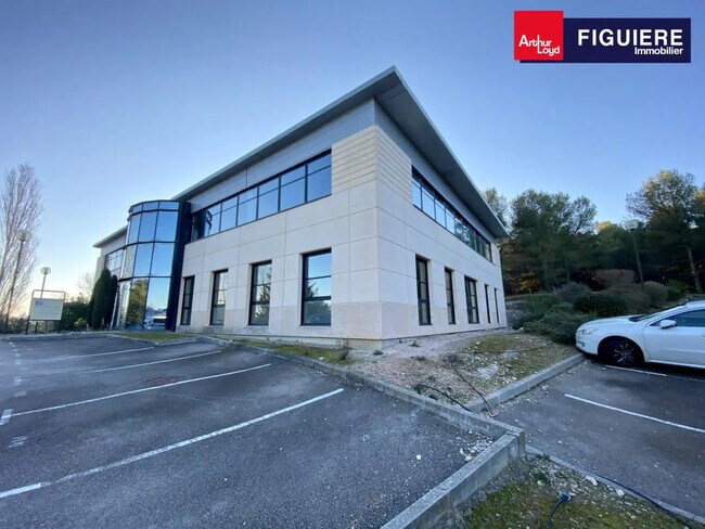 Plus de détails pour Bureau à louer