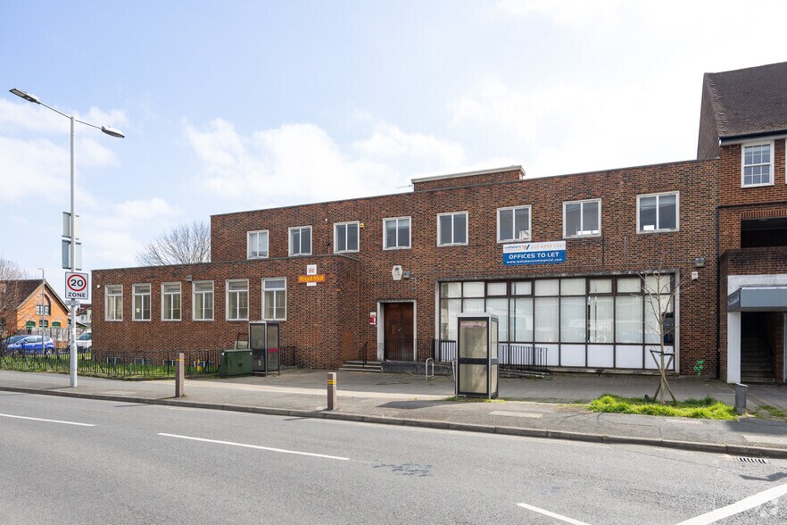14-16 Elm Rd, Chessington à louer - Photo de l’immeuble – Image 2 sur 6