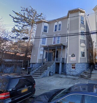 Plus de détails pour 296 Woodworth Ave, Yonkers, NY - Logement à vendre