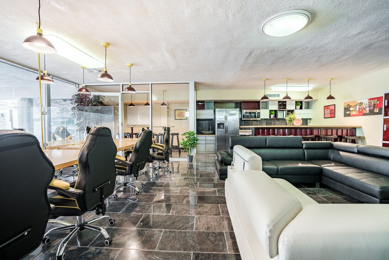 622 Kempner, Galveston, TX à louer Photo intérieure– Image 1 sur 12