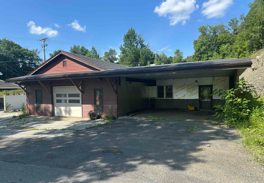 808 Erskine Rd, Williamstown, VT à vendre - Photo de l’immeuble – Image 2 sur 3