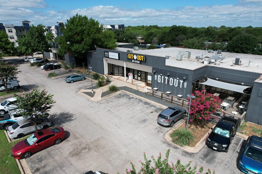 4930 S Congress Ave, Austin, TX à louer - Photo de l’immeuble – Image 2 sur 15
