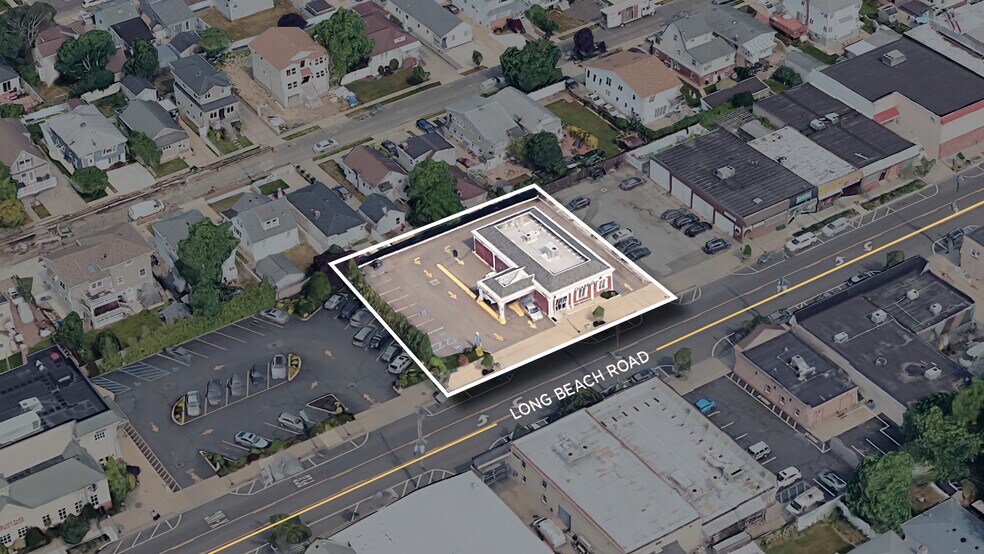 212 Long Beach Rd, Island Park, NY à vendre - Photo de l’immeuble – Image 2 sur 4