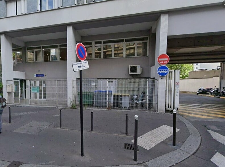 Local commercial dans Paris à louer - Photo de l’immeuble – Image 3 sur 13