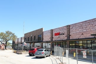 Plus de détails pour 110 E Martin Luther King Dr, San Marcos, TX - Local commercial à louer