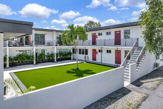 Plus de détails pour 14280 NE 6th Ave, North Miami, FL - Logement à vendre