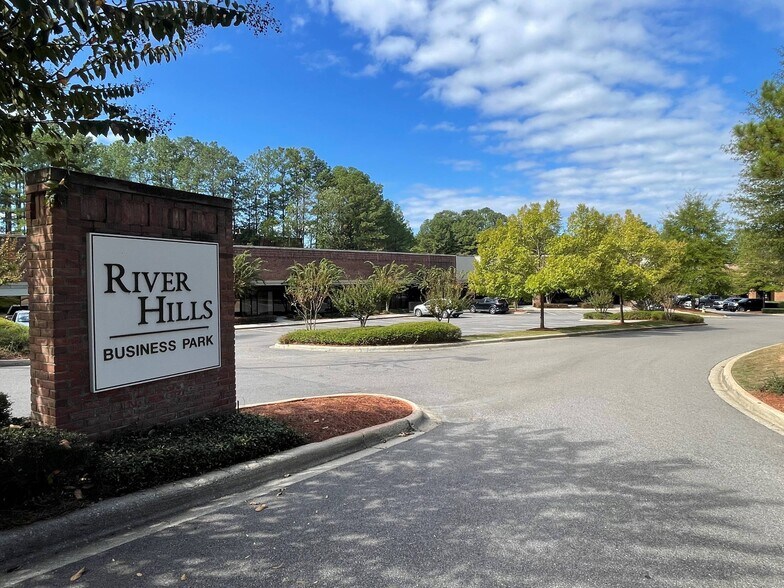 200 Riverhills Business Park, Birmingham, AL à louer - Photo de l’immeuble – Image 1 sur 8