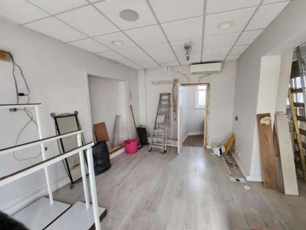 5-7 South St, Epsom à louer Photo intérieure– Image 1 sur 3