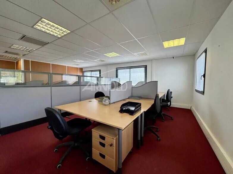 Bureau dans Basse-Goulaine à vendre - Photo de l’immeuble – Image 3 sur 10