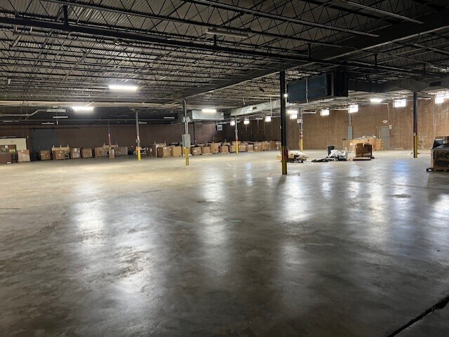 915 Curtis St, Monroe, NC à louer - Photo intérieure – Image 3 sur 22