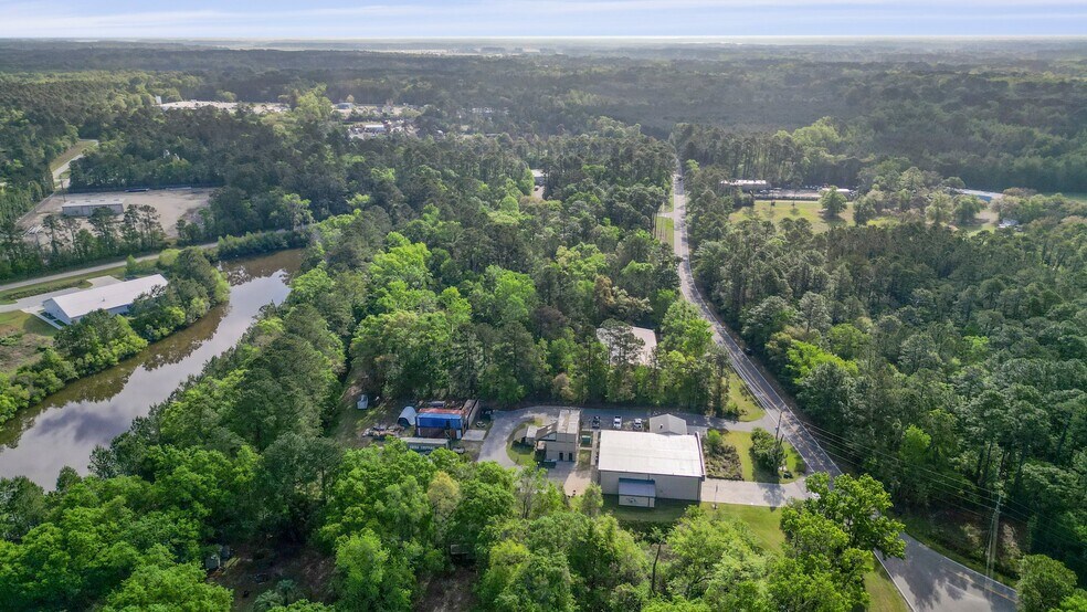 140 Bay Pines Rd, Beaufort, SC à louer - Photo de l’immeuble – Image 2 sur 23