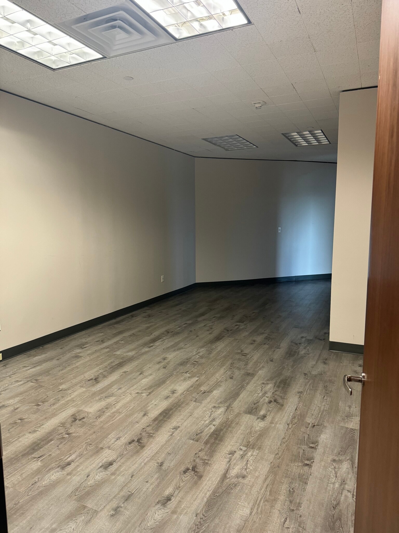 101 W Goodwin Ave, Victoria, TX à louer Photo intérieure– Image 1 sur 2