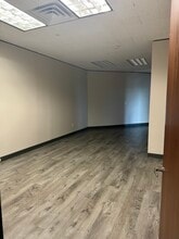 101 W Goodwin Ave, Victoria, TX à louer Photo intérieure– Image 1 sur 2