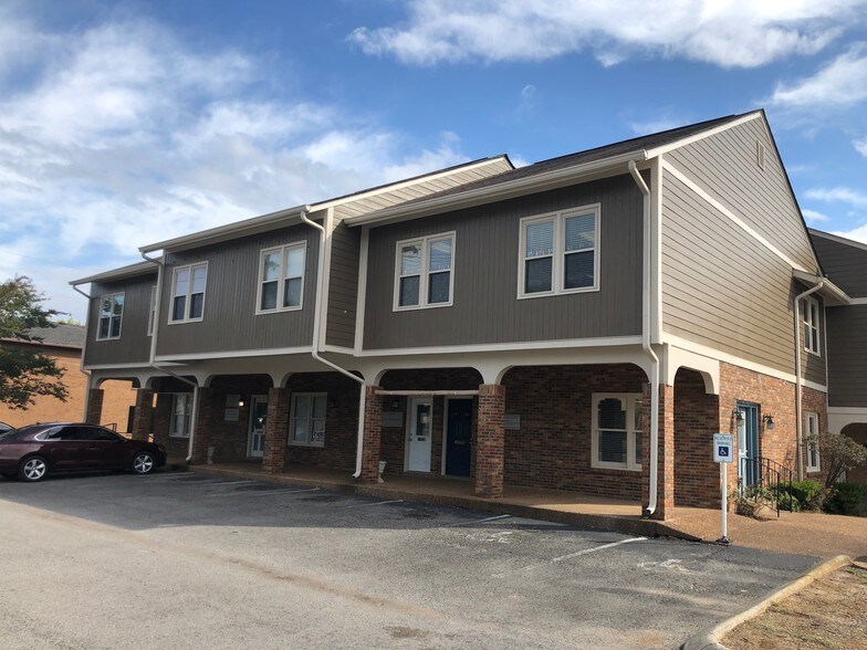 211 Donelson Pike, Nashville, TN à louer - Photo de l’immeuble – Image 1 sur 16