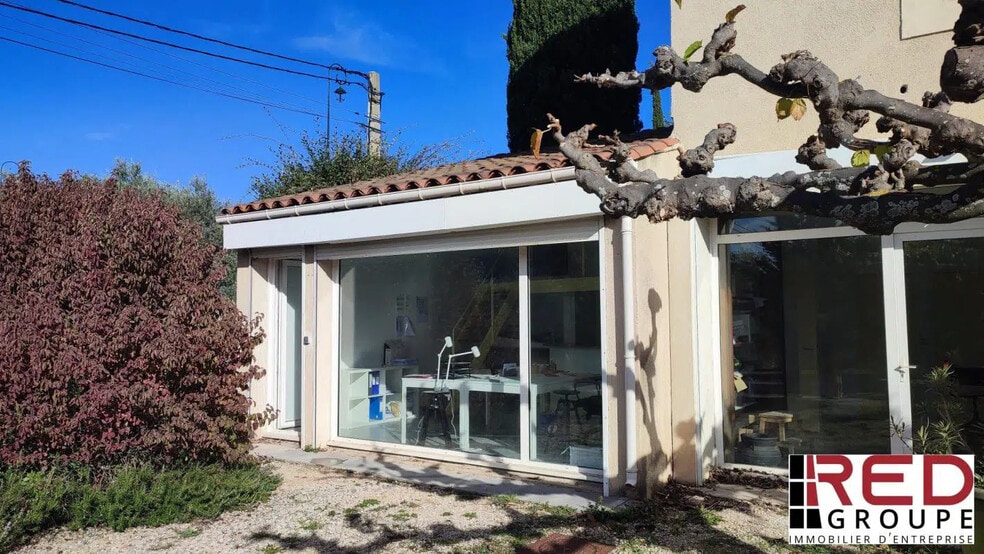 80 Route D'Aix, Éguilles à louer - Photo de l’immeuble – Image 1 sur 6