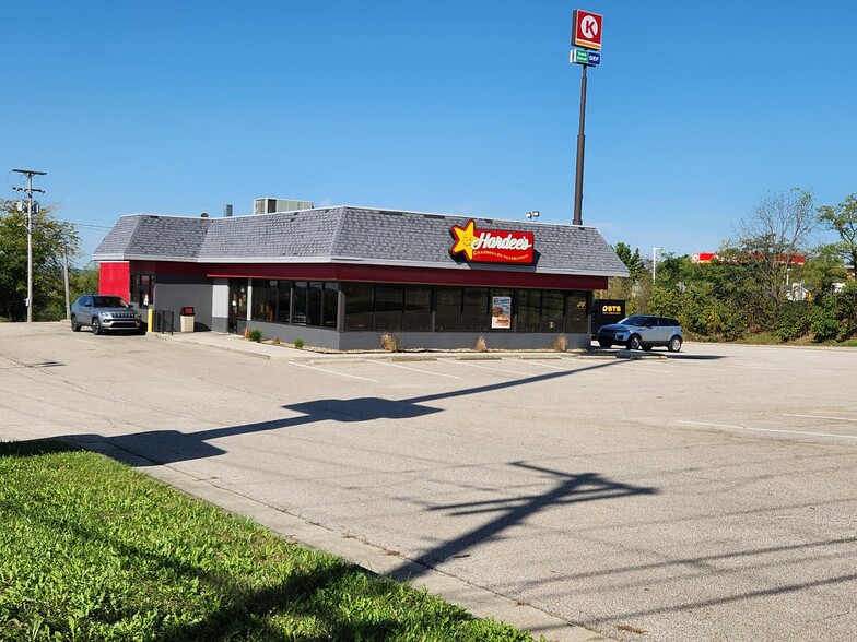 8750 Wooster Pike, Seville, OH à louer - Photo de l’immeuble – Image 2 sur 5