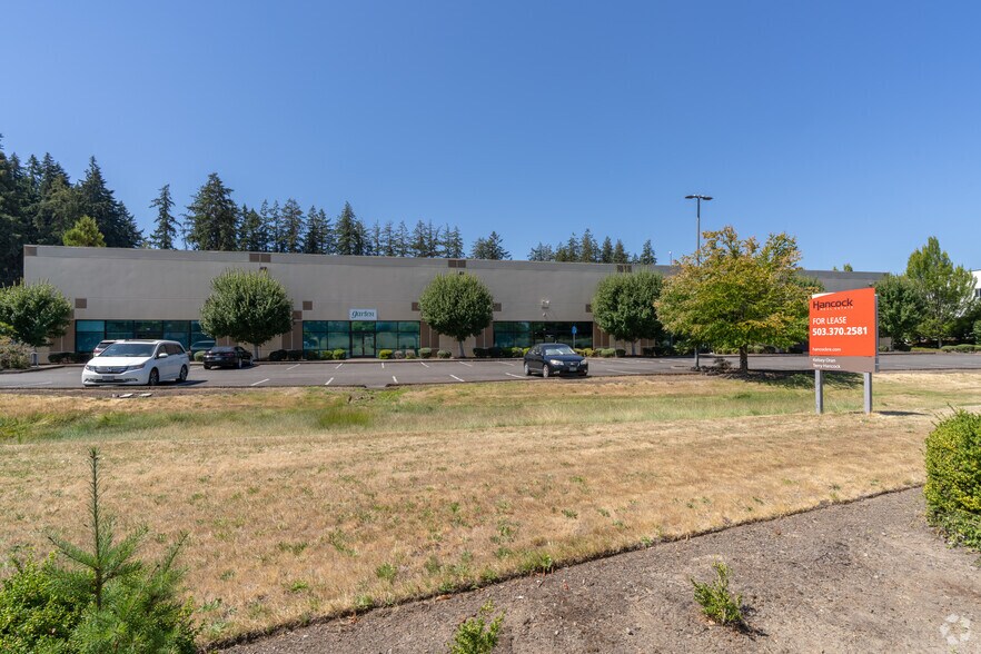 3995 Fairview Industrial Dr, Salem, OR à louer - Photo de l’immeuble – Image 3 sur 4