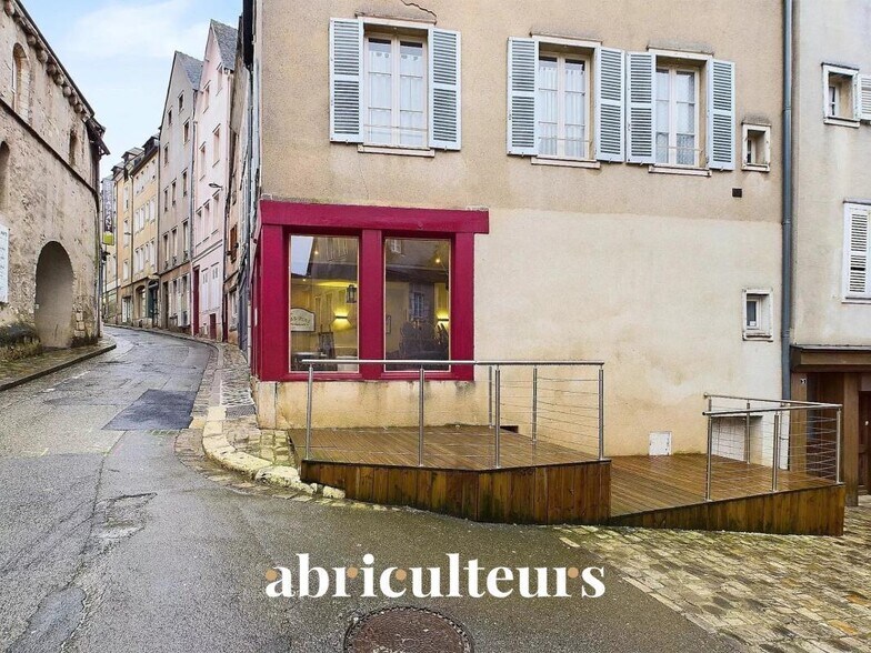 Local commercial dans Chartres à vendre - Photo de l’immeuble – Image 3 sur 7
