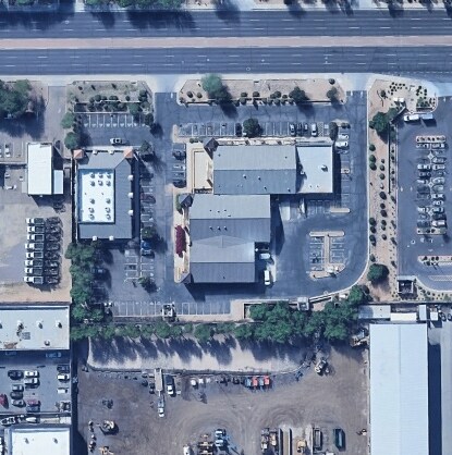 1727 N Arizona Ave, Chandler, AZ à louer - Photo de l’immeuble – Image 3 sur 5