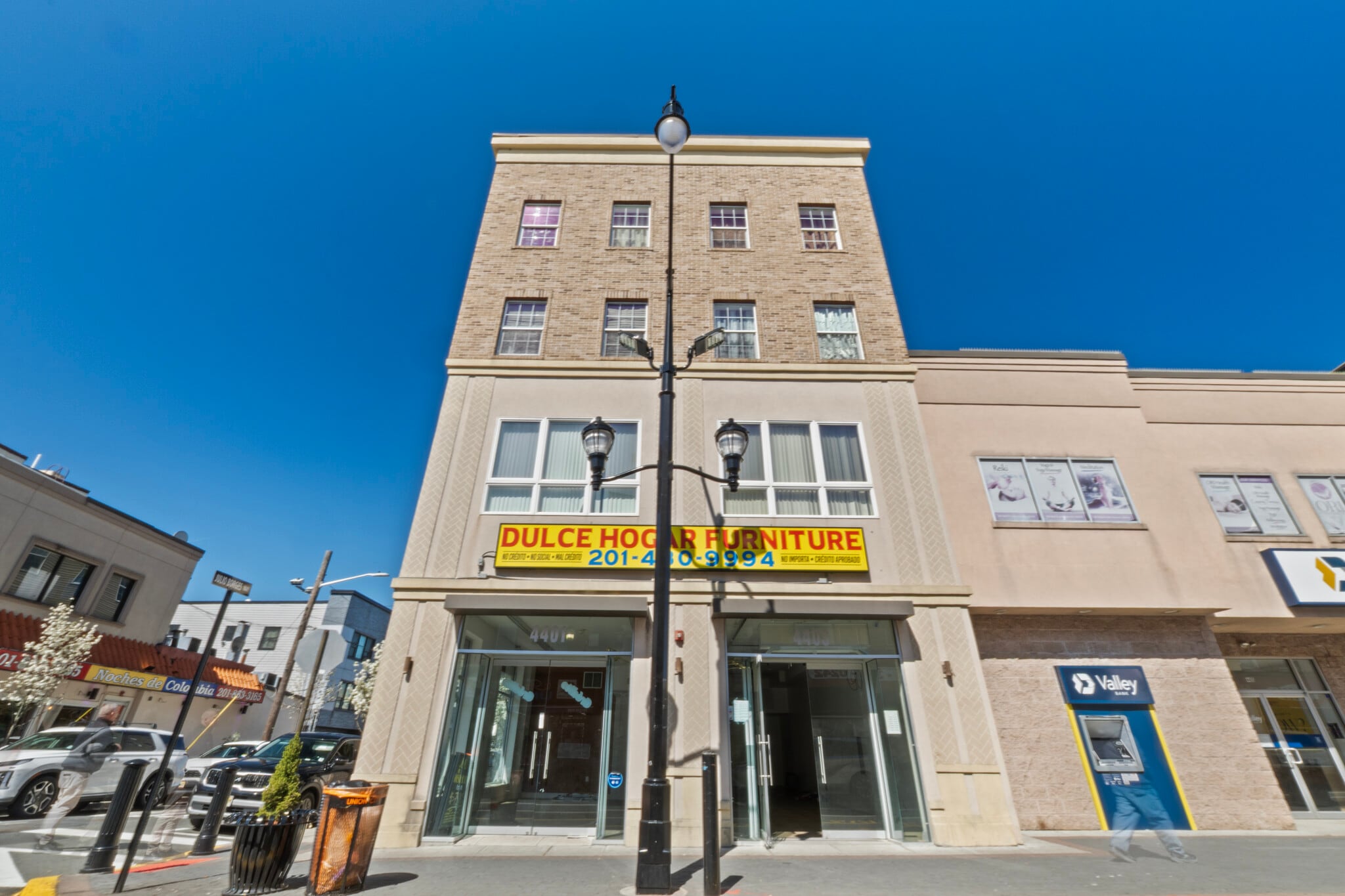 4401 Bergenline Ave, Union City, NJ à louer Photo intérieure– Image 1 sur 7