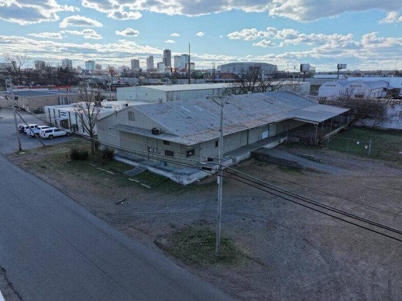 403 N Vine St, North Little Rock, AR à vendre - Photo de l’immeuble – Image 2 sur 5
