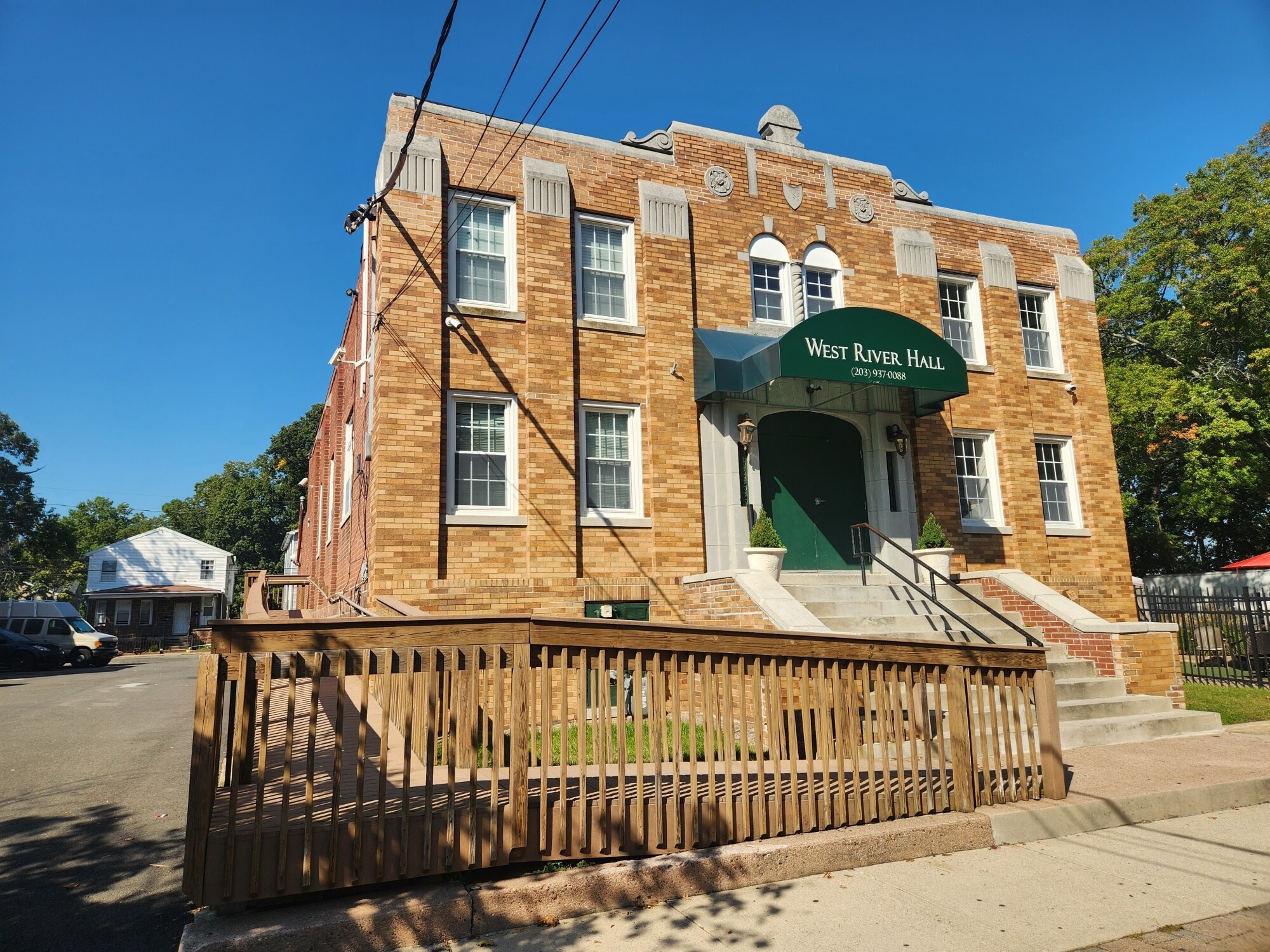 37 Orlando St, West Haven, CT à vendre Photo principale– Image 1 sur 36