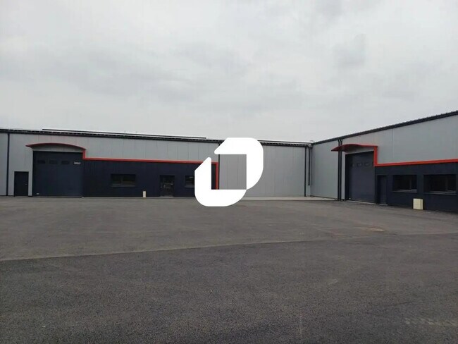 Plus de détails pour 31 Rue Chotard, Le Loroux-Bottereau - Industriel/Logistique à vendre