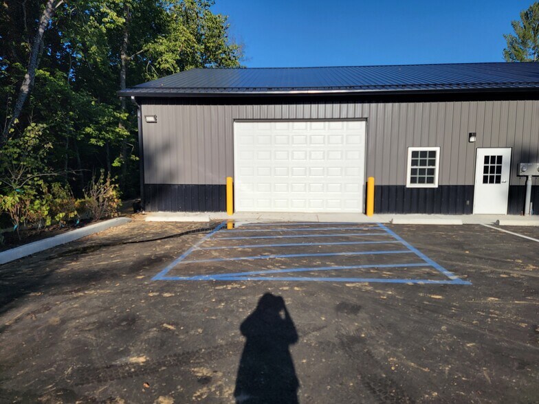 3141 N Westbury Village Dr, Bloomington, IN à louer - Photo de l’immeuble – Image 1 sur 4